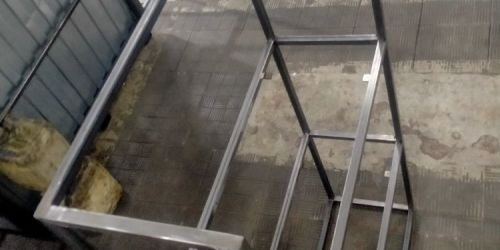 фото каркас стеллажа текстильного